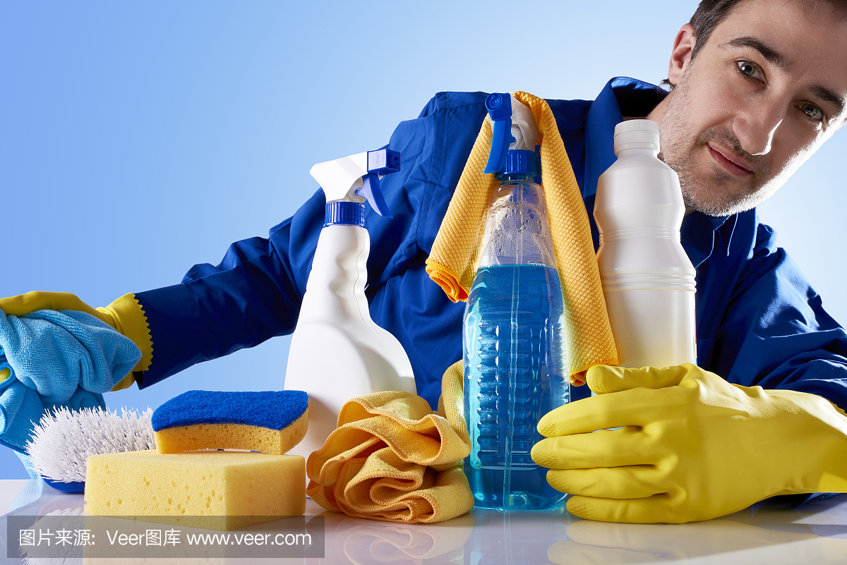 清洁服务产品和员工检查